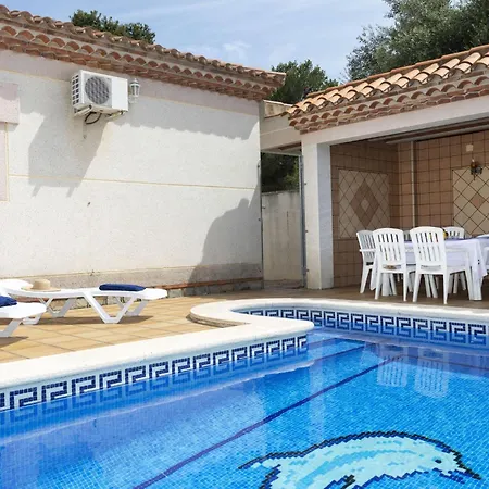 Villa Isabel By Interhome